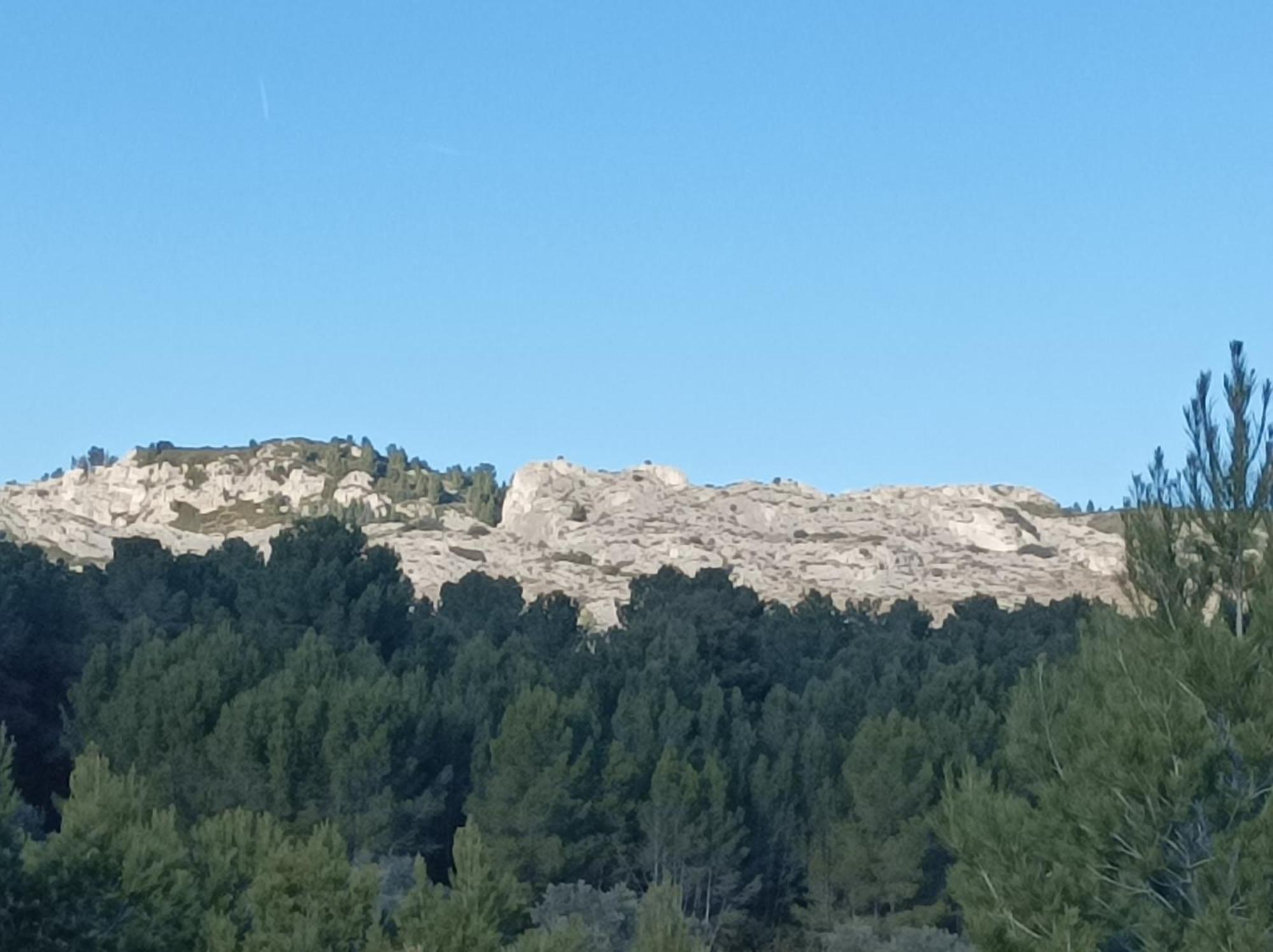 Chambre D'Hote Au Coeur Des Alpilles Mouries Exterior foto